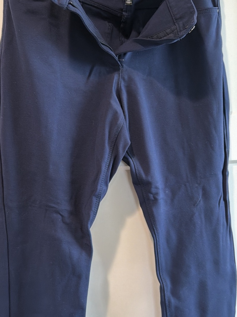 White House Black Market Navy Ponte Stretch Pants